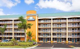 Days Inn By Wyndham Fort Lauderdale-Oakland Park Airport N